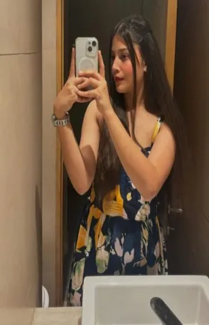 No.1 call girls in Connaught Place