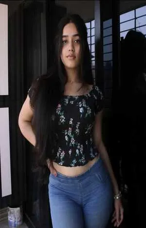 call girl service in Connaught Place
